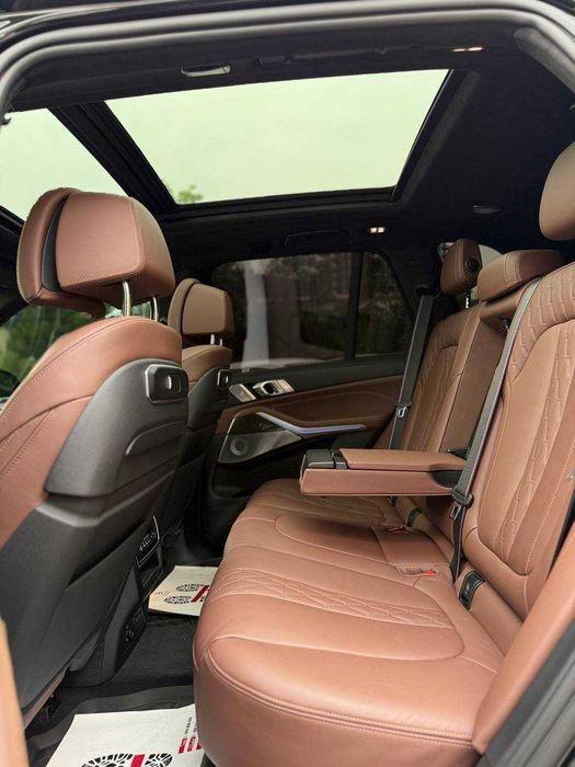 Sotuvda BMW X5 M60i avtomashinamiz