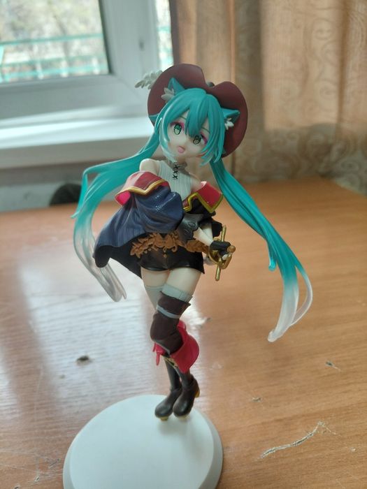 Аниме фигурка Хатцуне Мику