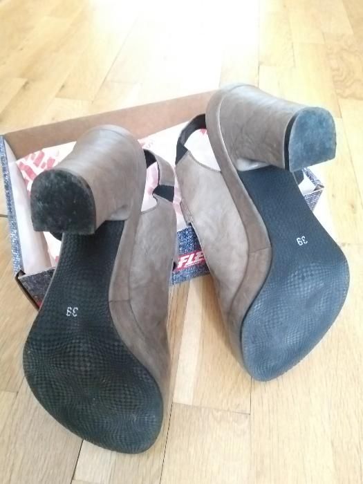 Дамски обувки, отворени с ток, RIFLE