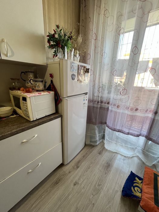 Продам холодильник рабочий