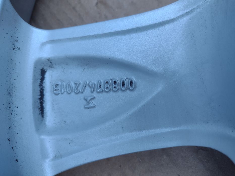 Перфектни 16-5х108 ЕТ50 7j Volvo V40 Cross Country