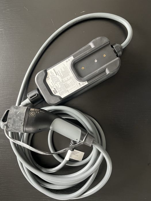 Cablu incarcare bmw 220v