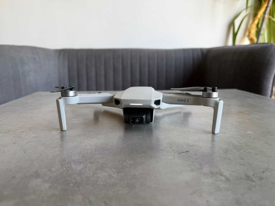 Дрон DJI Mini 2 Fly More Combo - Пълен комплект