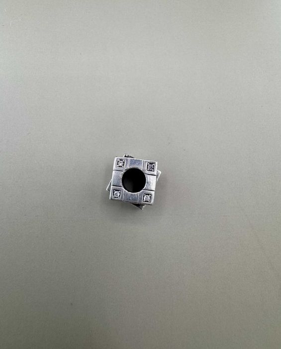 Talisman Pandora cub de jucarie