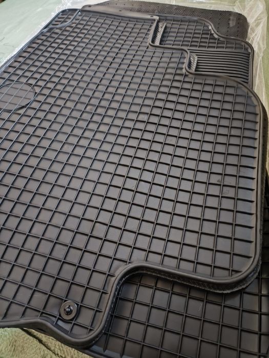 Полики Lexus RX 350. Новые.