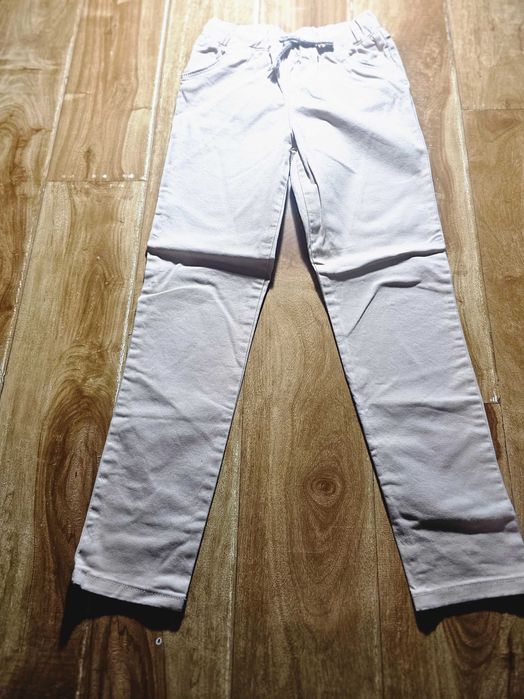 Продам брючки для девочки