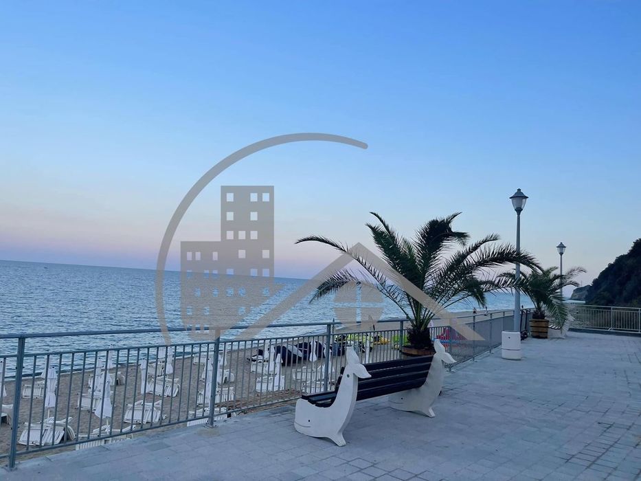 Тристаен комфортен апартамент в Бяла, АКТ14, Морска гледка