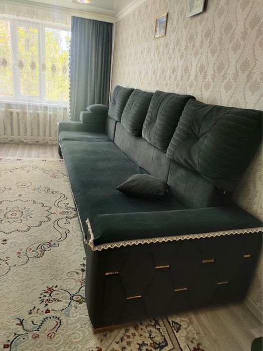 продам серый диван