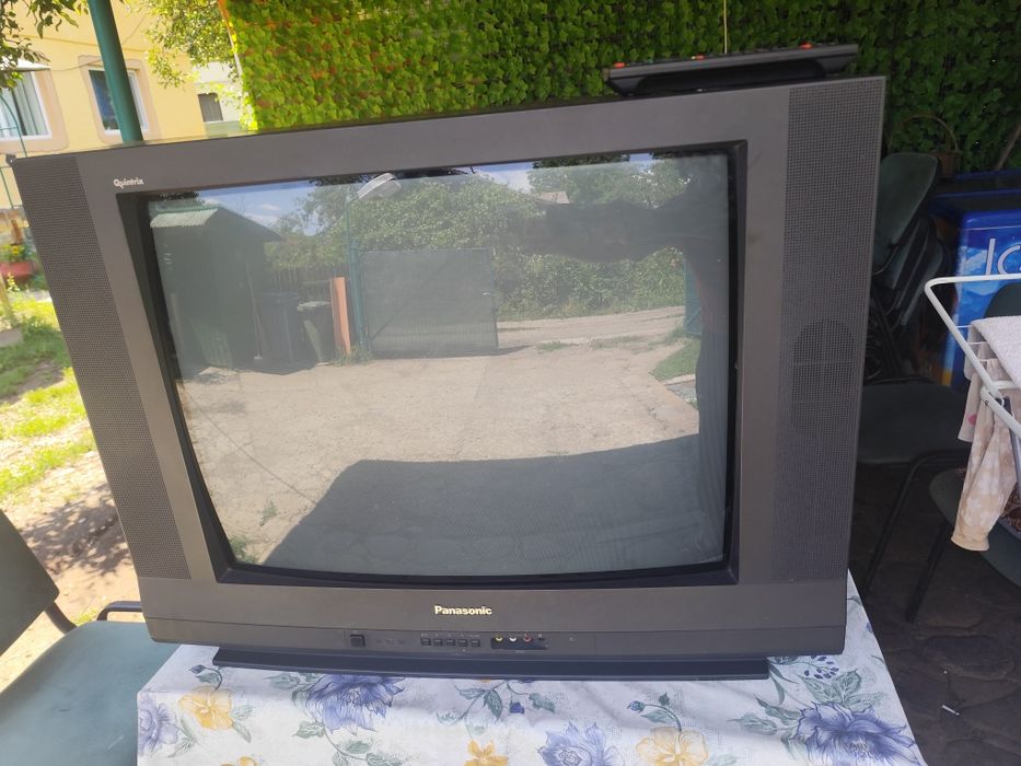 Televizor Panasonic  70 cm cu tub