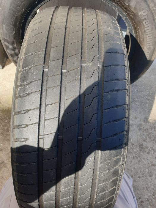 Vand anvelope Continental si Firestone 205 55 16