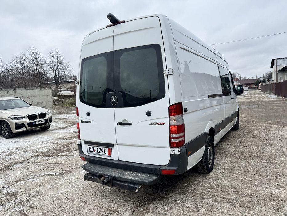 Mercedes-Benz 313 CDI 5 locuri model lung