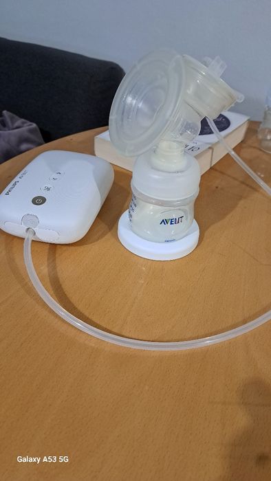 Единична електрическа помпа за кърма Philips Avent Natural Motion Prem