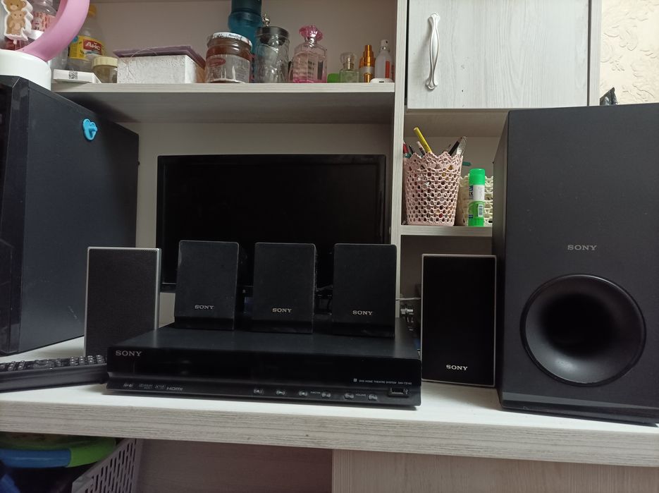 Sony uslitel kalonkalar sotiladi.