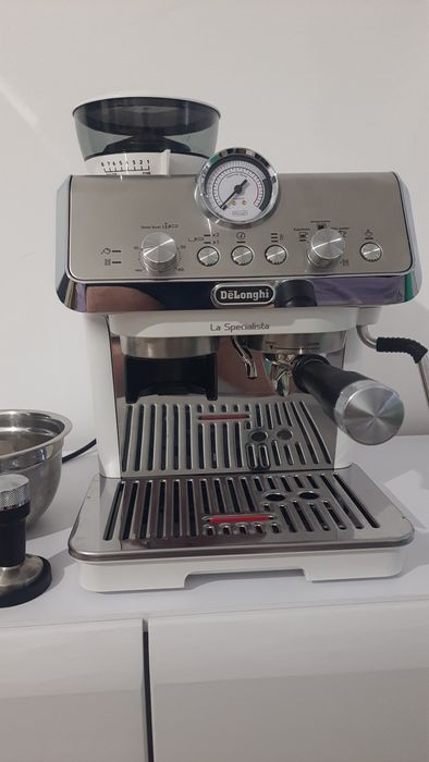 Кофемашина delonghi