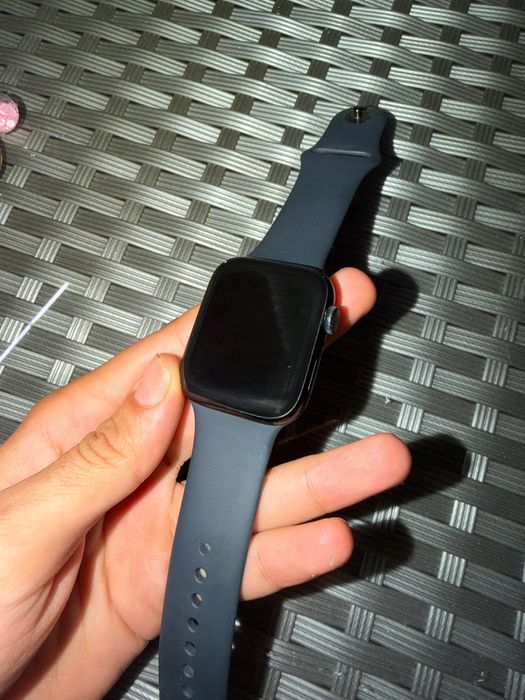 Apple Watch SE (GPS) (2nd Generation)