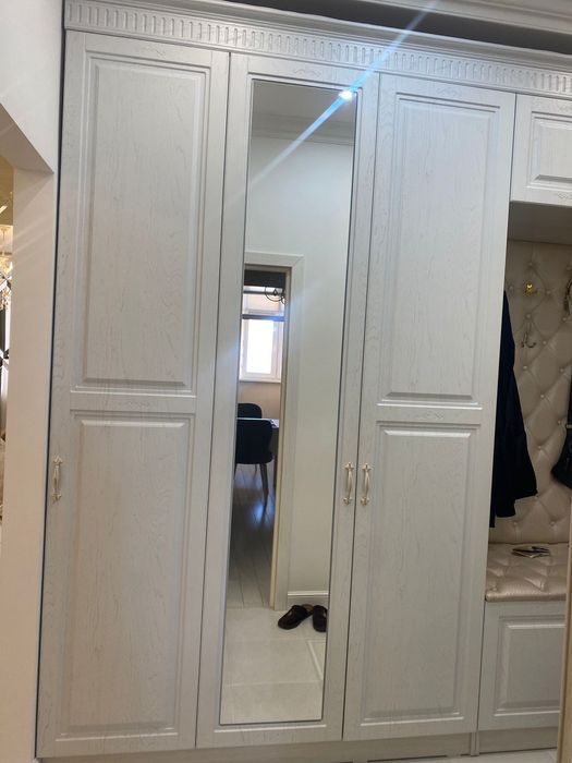 Прихожая шкаф...