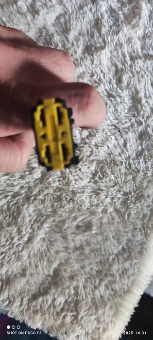 Продавам контактен ключ за Клема контактен ключ за Дачия Логан/Сандеро