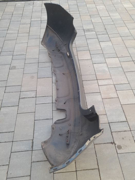 Bara Spoiler Fusta Spate Completa Dacia Duster