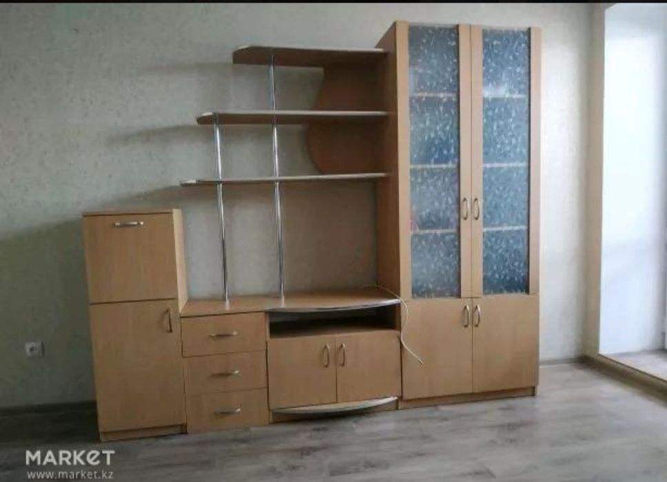 Продам стенку в хорошем состоянии