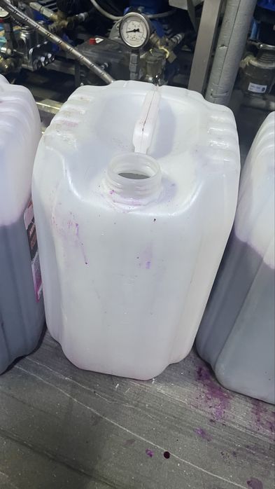 Продается 20л канистор