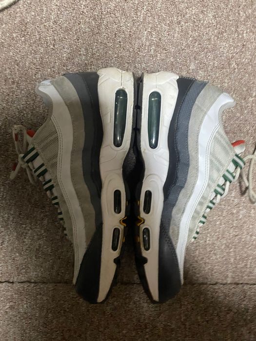 Nike Air Max 95 essentials