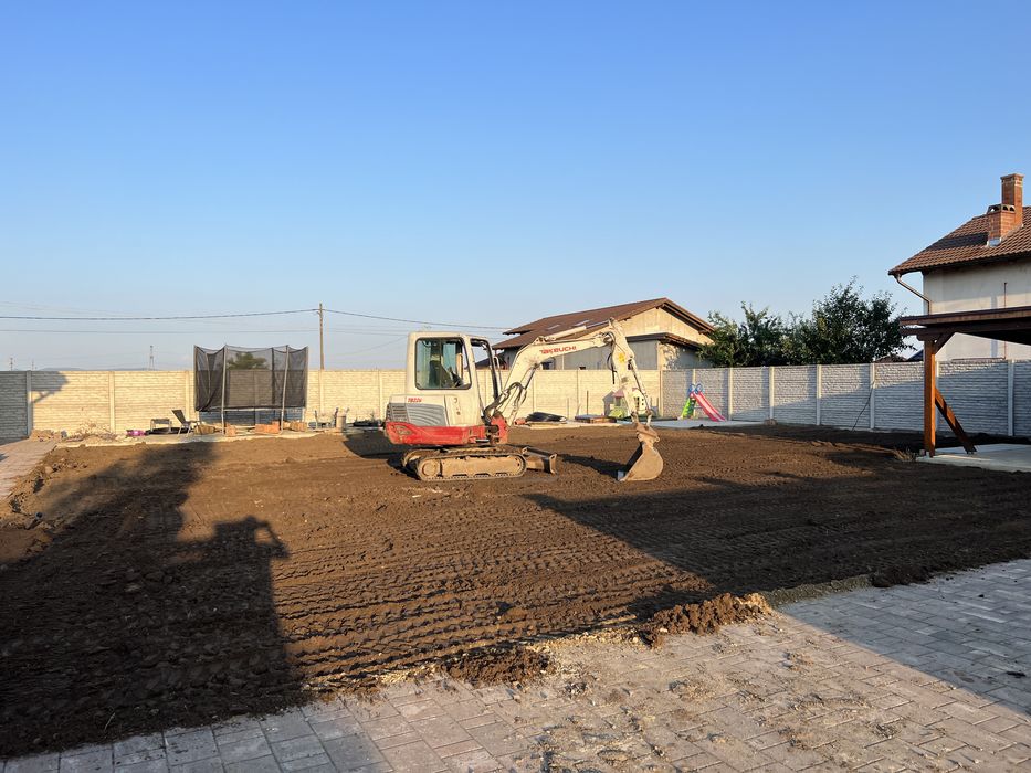 „Executăm săpături fundații, șanțuri și demolări”
