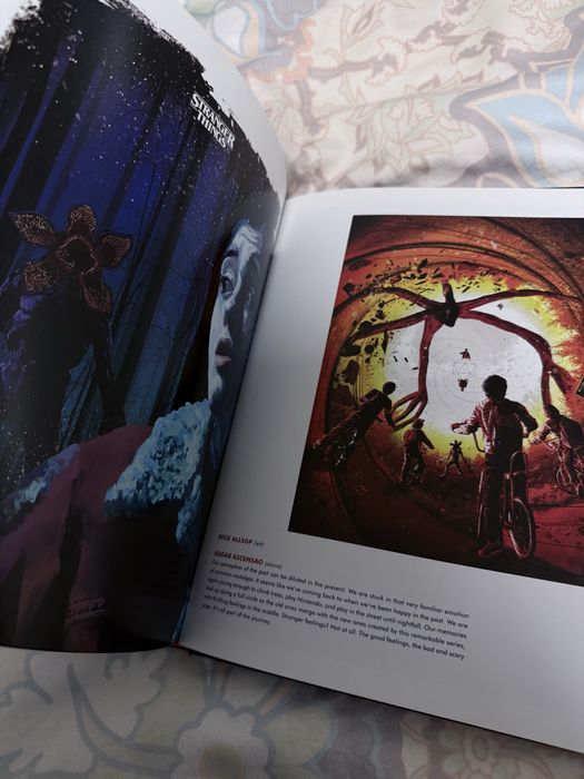 Stranger Things - Visions from the Upside Down (артбук)