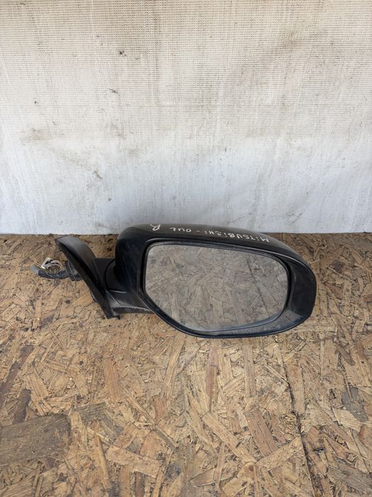 Огледало дясно Mitsubishi Outlander 2018год.