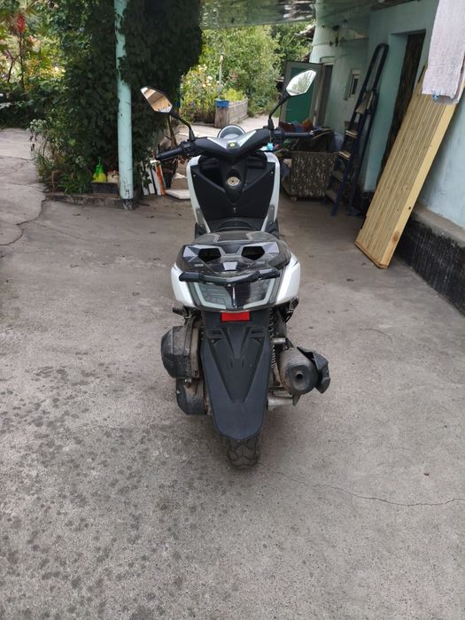 Продам мопед NMax 150