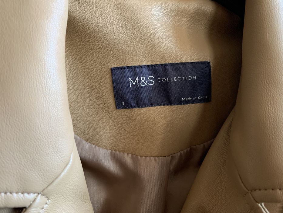 Geaca q/s S neagra cu broderie imitatie piele