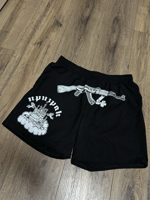 Къси панталони Призрак