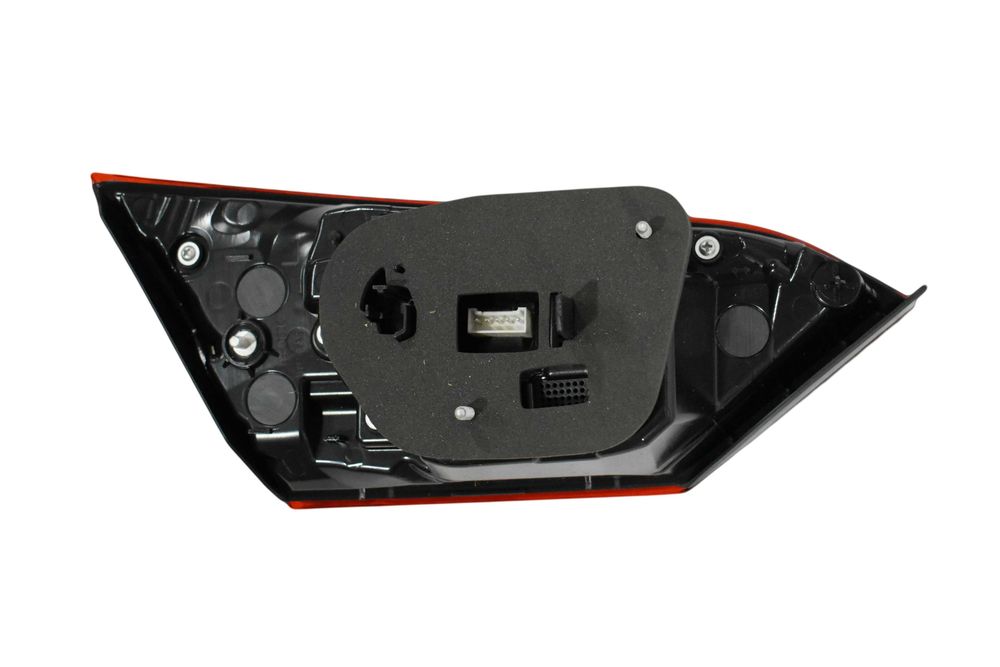 Фонарь (внутренний Led) RH Camry с 2017