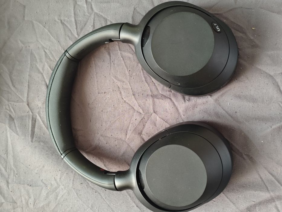 Без проводные наушники Sony