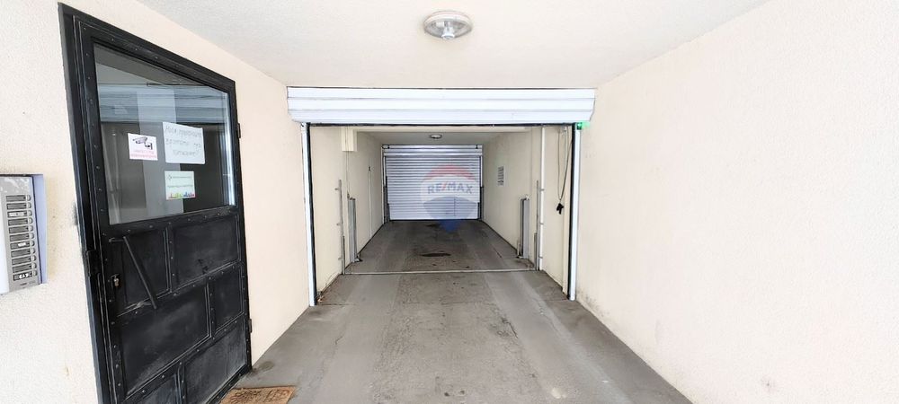 Продава се Гараж / Паркомясто в Варна, Колхозен пазар - 20 кв.м за 2500 €/кв.м - Снимка #3