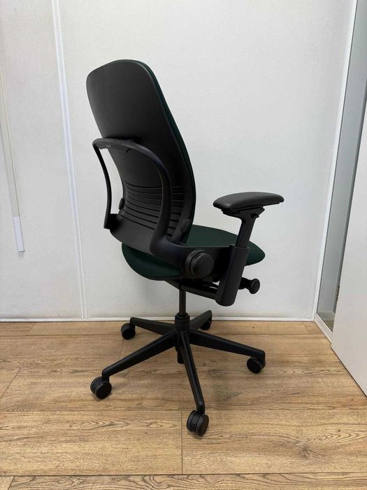 Refurbished Steelcase Leap V2 Olive