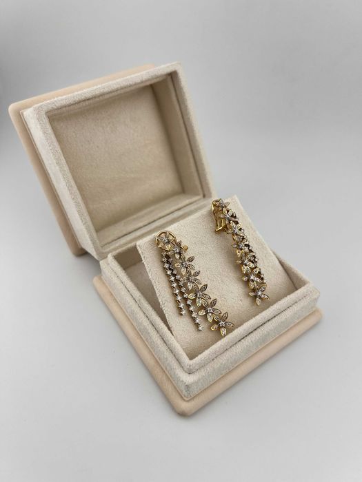 Серьги с бриллиантами Flouers