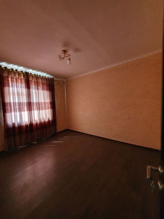 2 xonali uy sotiladi.