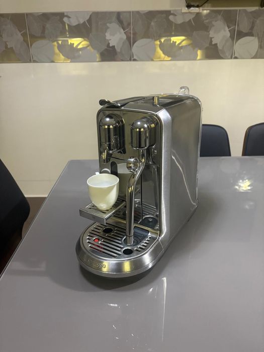 NESPRESSO Creatista Plus – Cafeaua perfectă, la tine acasă sau birou!