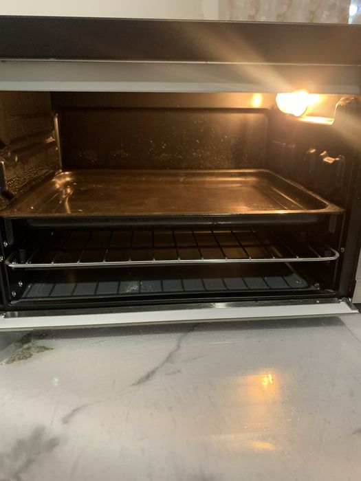 Асел пеш сатылады