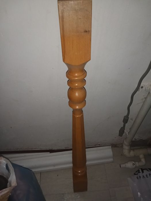 лестницы агаш на второй этаж ..