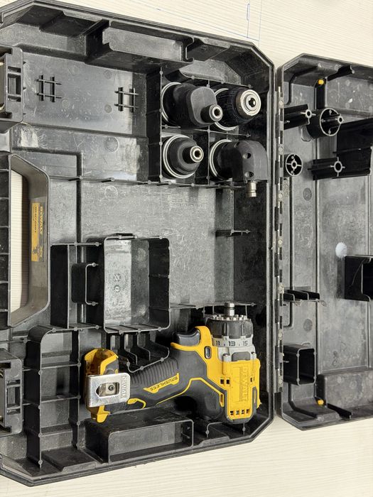 Dewalt реноватор, шуруповерт оригинал