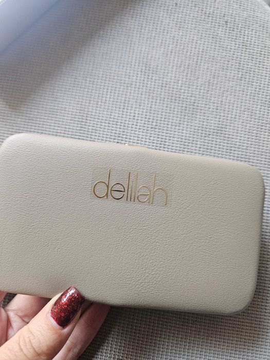 Четки за грим Delilah