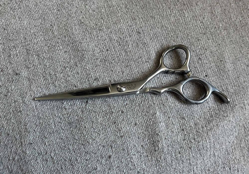 Foarfecă profesională tuns Smith Chu 5.5 inch Japan 440C inox