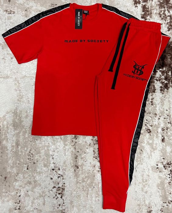 Vând compleu nou de bărbați Made by Society