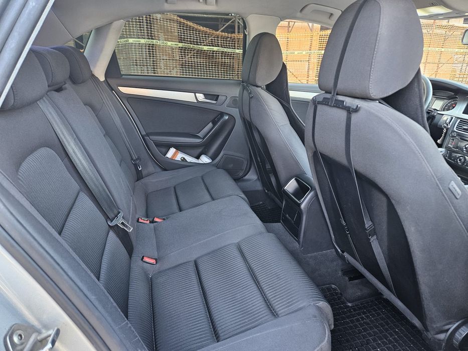 Vând Audi A4 B8 2008