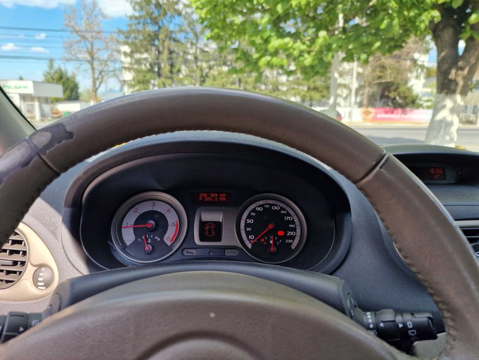 Renault Clio 3 2006
