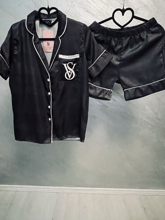 Pijamale si Genti Dama