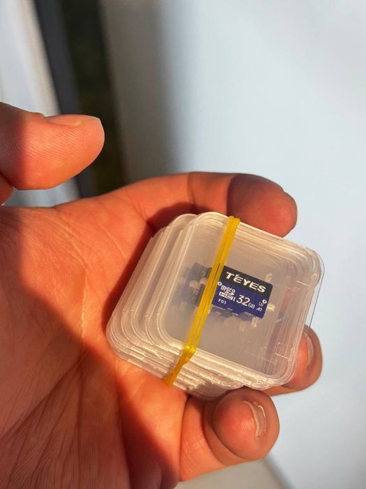 Флешка для Teyes регистратора 32gb