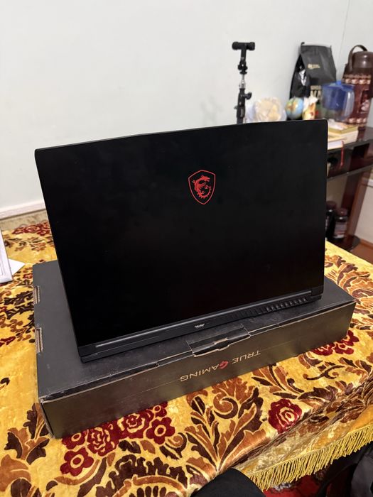 Notebook MSI core i5 GTX 1650 8/1TB ssd