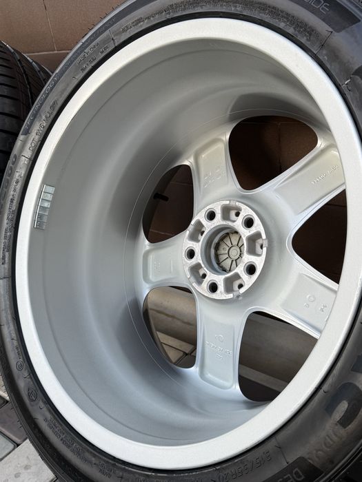 87 стиль от BMW X5 E53 4.6 is оригинал R20 х5 е53